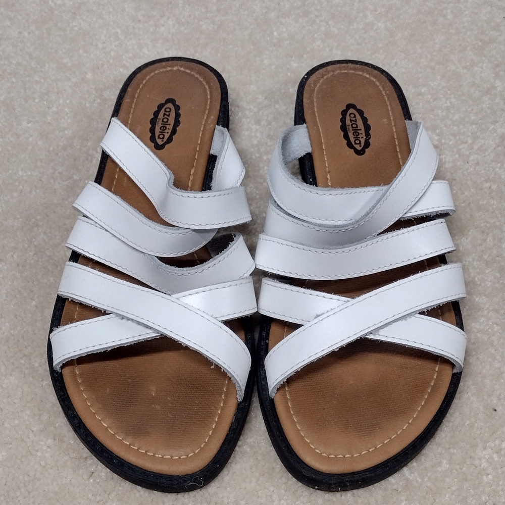 Comfy White Strappy Sandals